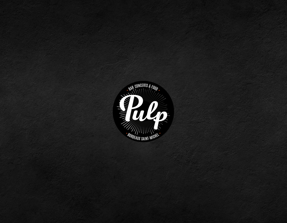 Où organiser un EVJF ou un EVDG inoubliable avec concert live et repas à la carte dans un bar privatisable du quartier Saint-Michel à Bordeaux ?